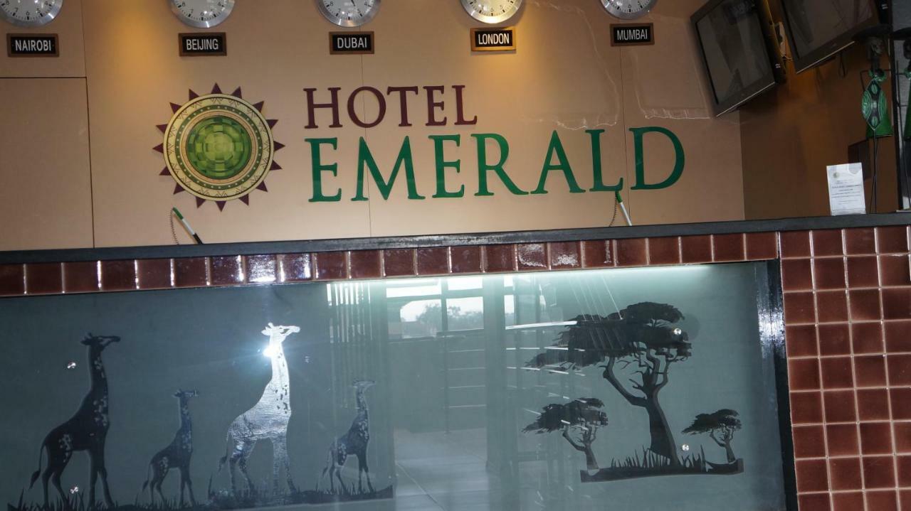 โรงแรมเอเมเรลด์ ไนโรบี ภายนอก รูปภาพ